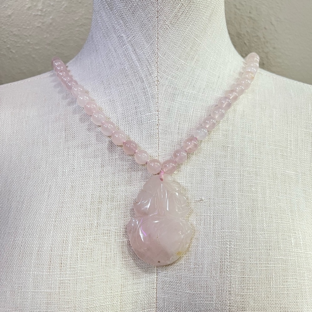 Vintage Carved Rose Quartz Peach Necklace 32”